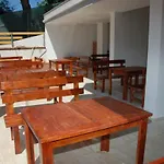 Wallaby Hostel Sarandë