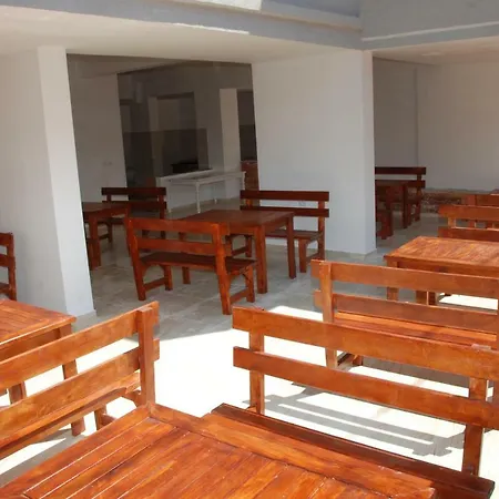 Hostal Wallaby Sarandë