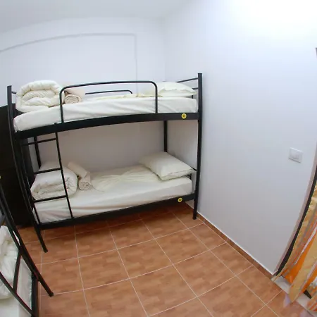 Hostal Wallaby *