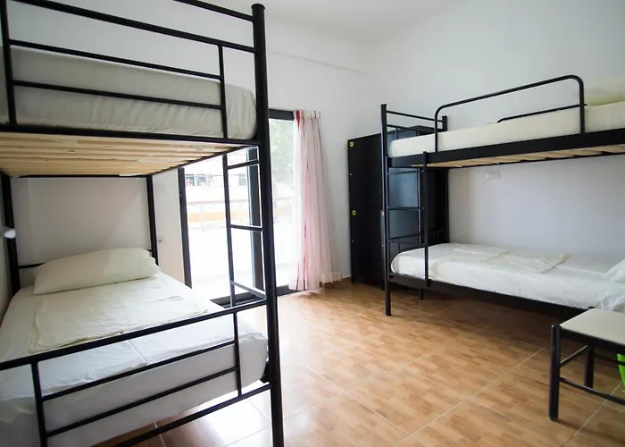 Hostel Wallaby Saranda